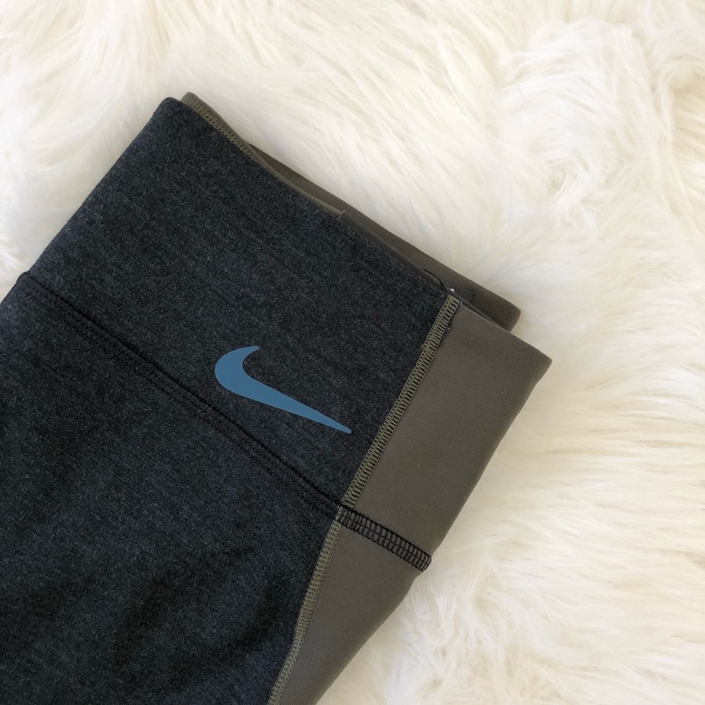 🚫✂️🍀 NWT🍀 NIKE Colorblock Legendary Tights M - Picture 4 of 7